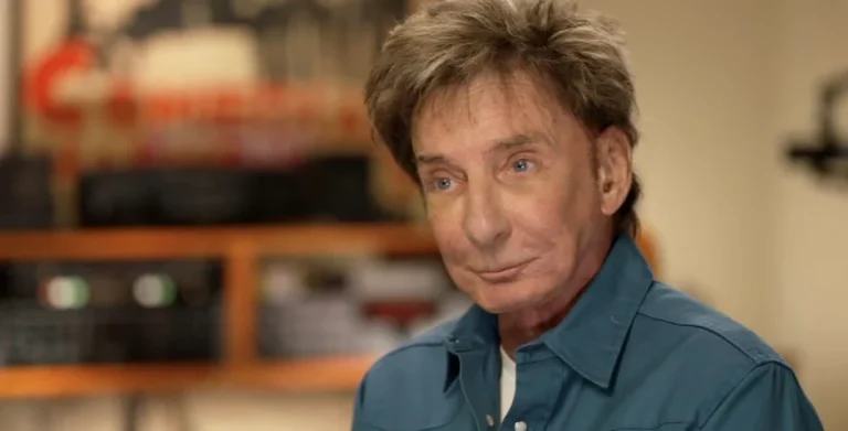 Barry Manilow Reveals He’s Struggling to Regain His Singing Voice After Lung Cancer Surgery